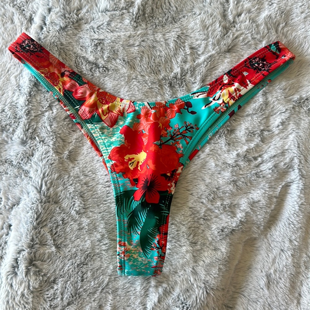 Thong Bikini - Size Médium